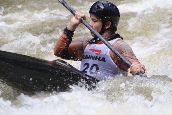 Acontece neste sábado e domingo, em Juquitiba, no interior de São Paulo, o Campeonato Brasileiro de Canoagem Rodeio 2011, evento que servirá de Seletiva Nacional para o Campeonato Mundial da modalidade que acontece no fim de junho, na Alemanha / Foto: Divulgação